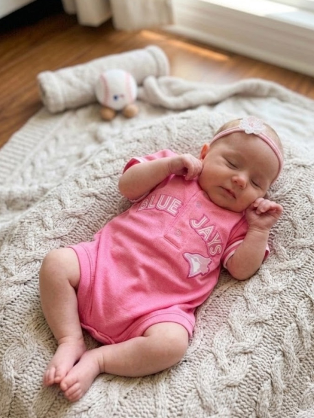 Majestic Toronto Blue Jays Baby Girl Pink Jersey Romper  0-3 Months – Like new